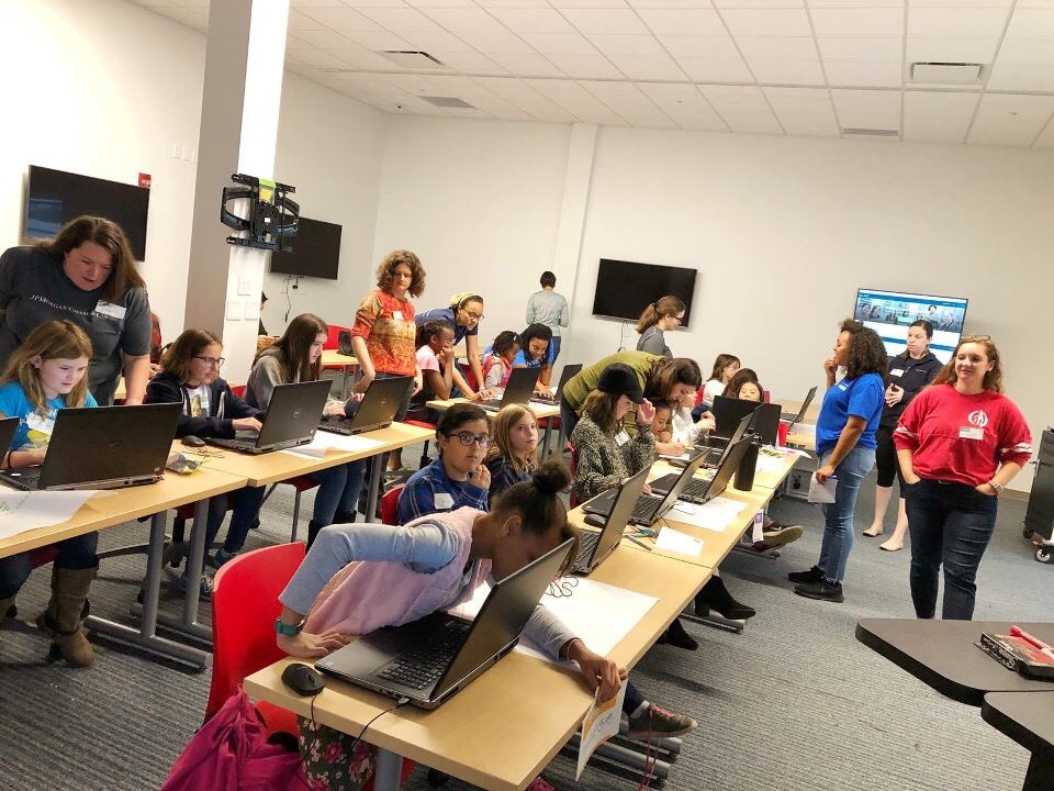 Girls Who Code Club Encourages Young Women To Pursue Computer Science 